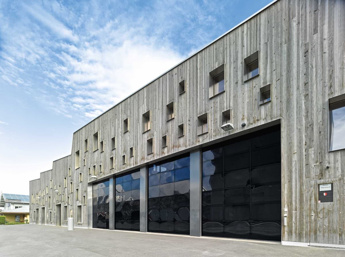 Industrie-Sectionaltore